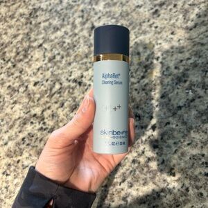 Skin better science Alpharet clearing serum.